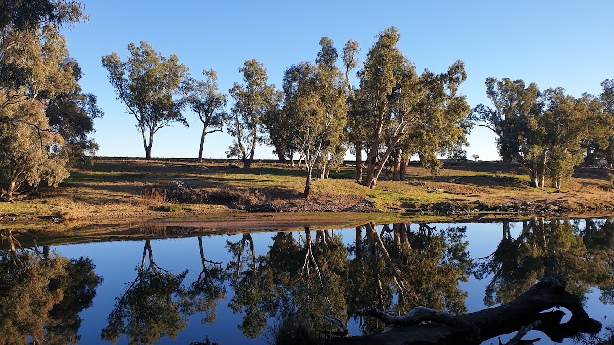 Big-Sky Country on the Macquarie