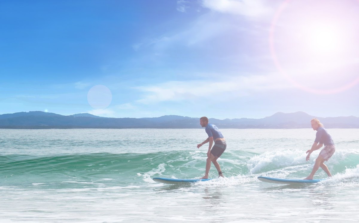 A learn-to-surf or paddle lesson