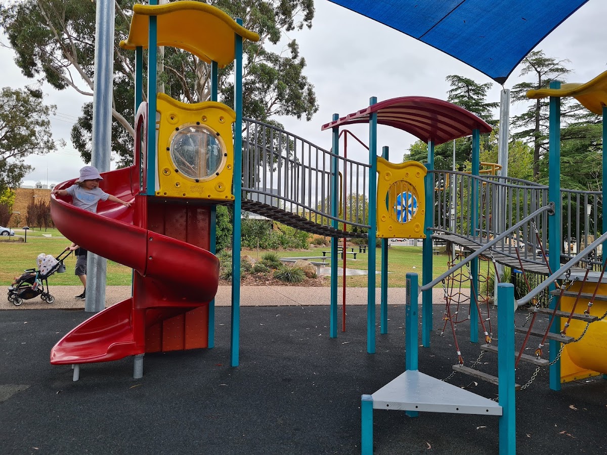 Stanthorpe parks, pool & playground
