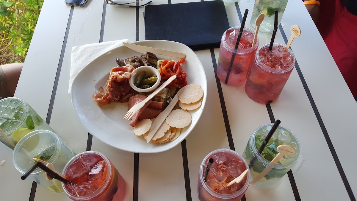 What Makes Hamilton Island So Romantic