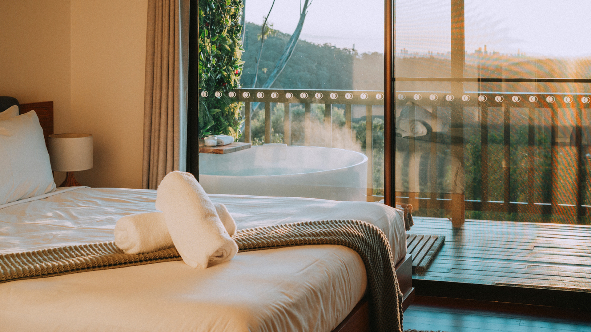 Your Rainforest Bunker for Epic Downtime: A Deep Dive into Cockatoo Cabin