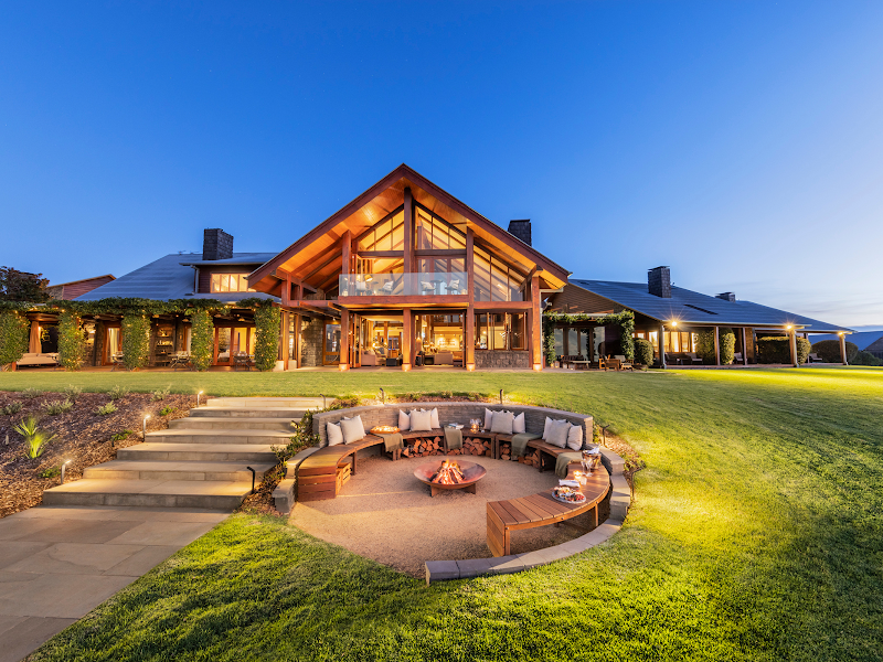Spicers Peak Lodge