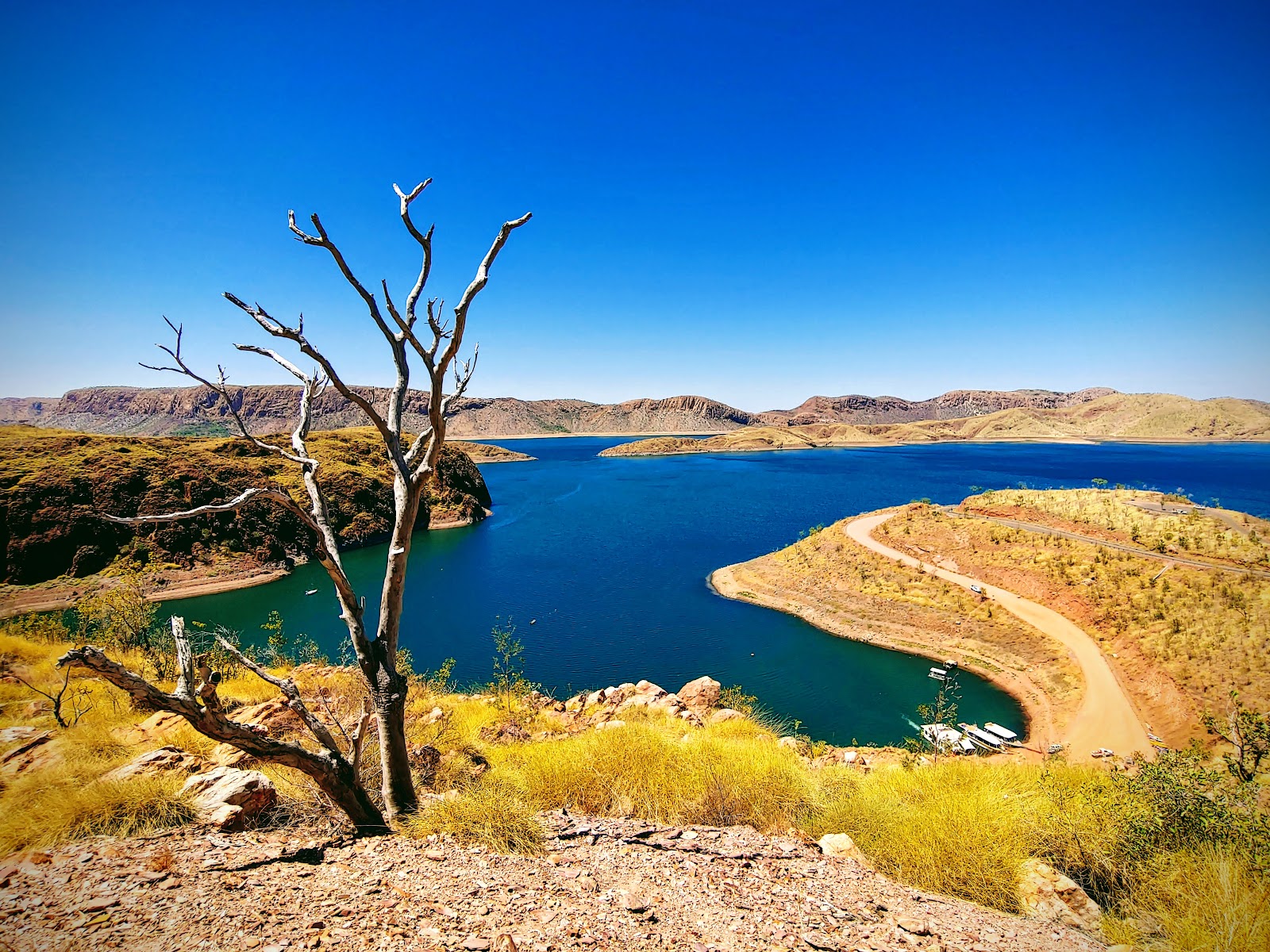 Lake Argyle public lookout