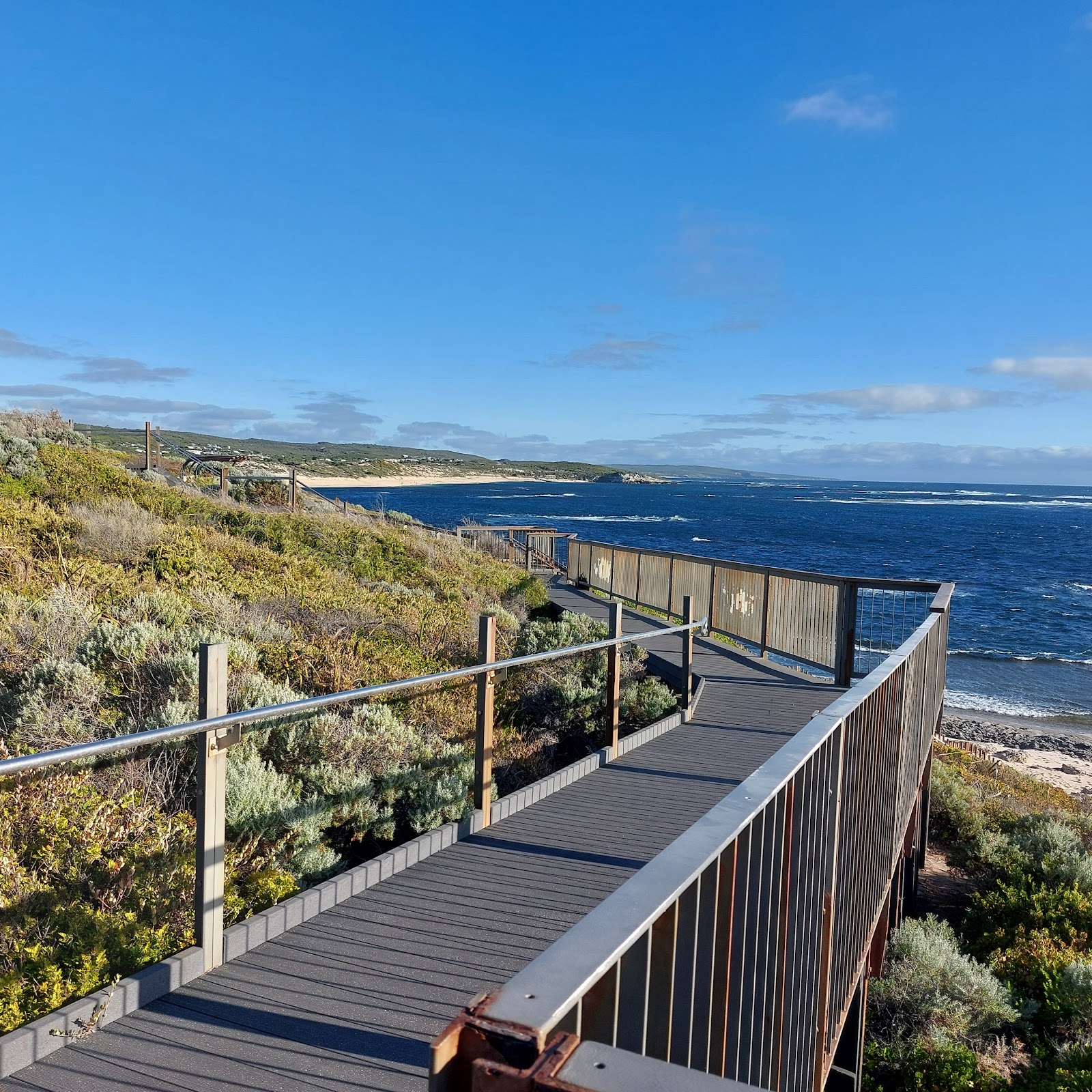 Surf and Coast — World-Class Waves and Empty Beaches