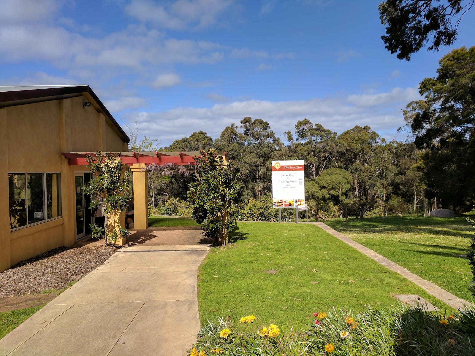 The Berry Farm, Rosa Glen